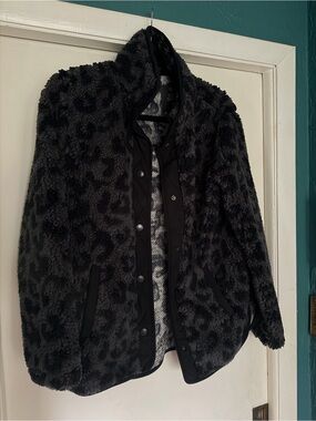 Cozy Black Plush Teddy Jacket with Snap Front